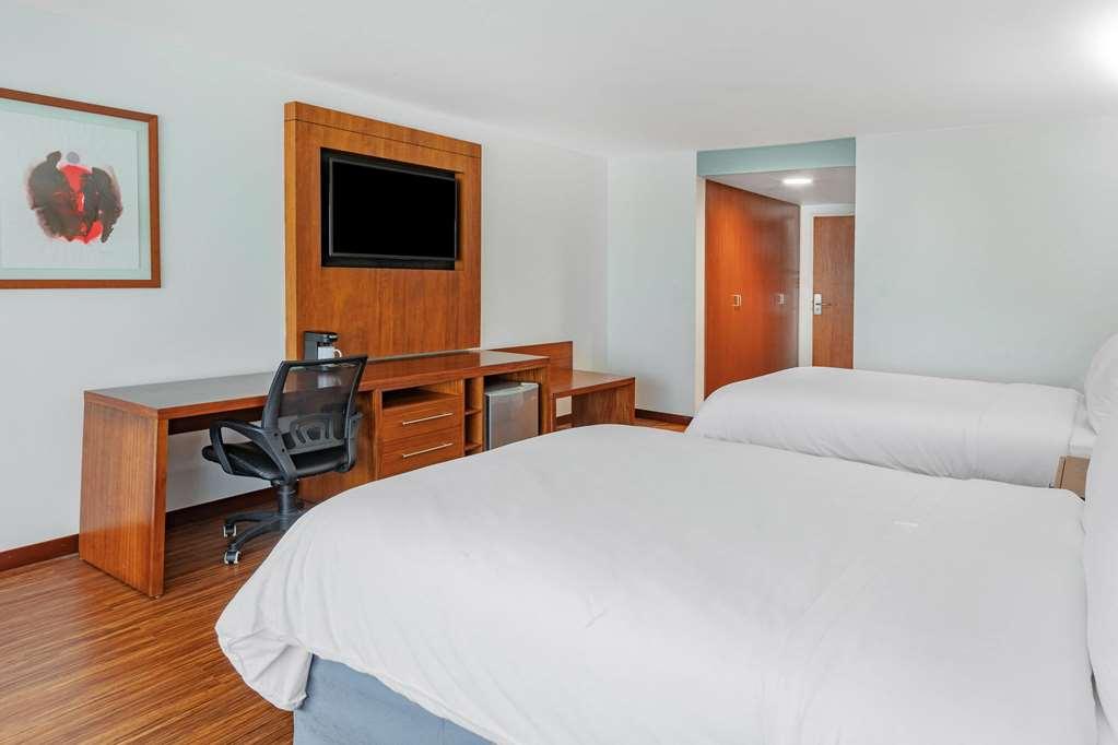 Tryp Guayaquil Ξενοδοχείο Δωμάτιο φωτογραφία